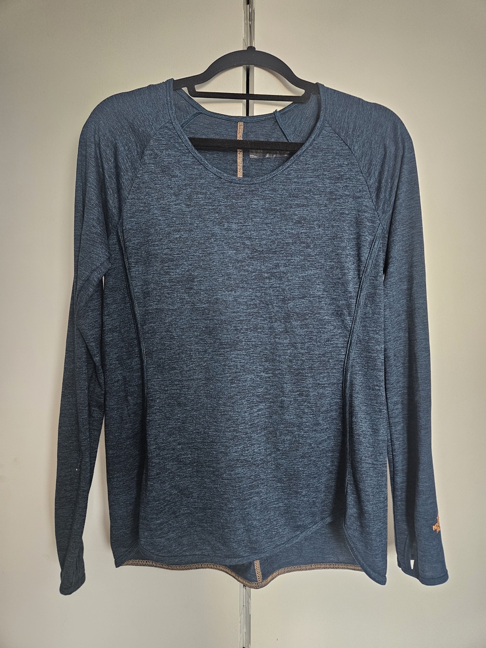 The North Face Women’s Long Sleeve Heathered Teal Top